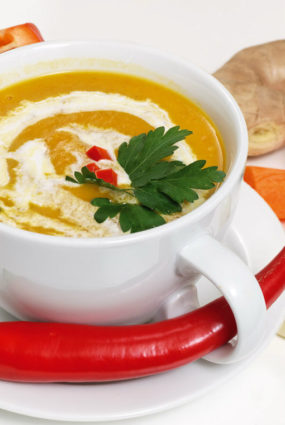 Asā kartupeļu – burkānu krēmzupa