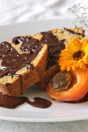 Burkānu kēkss “Bolo de cenoura”
