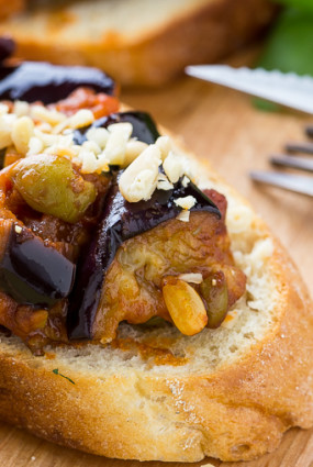 Caponata – baklažānu sautējums saldskābā mērcē sicīliešu gaumē