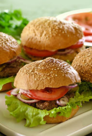 Mājas hamburgers