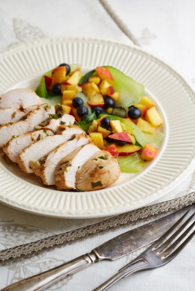 Medus un laima vista ar persiku un melleņu salsu