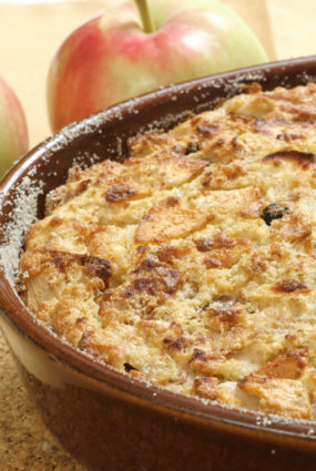 Klasiskais baltmaizes un ābolu pudiņš