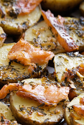 Kartupeļi ar ceptu zivi