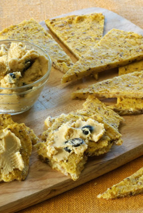 Kukurūzas un griķu plakanmaize