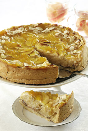 Ābolu marcipāna kūka