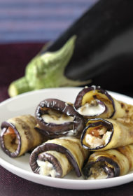 Baklažānu ruļļi ar diviem dažādiem pildījumiem