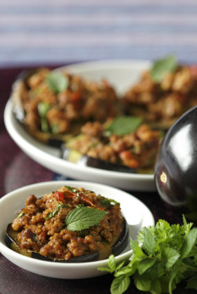 Baklažānu “picas” ar pikantu malto gaļu