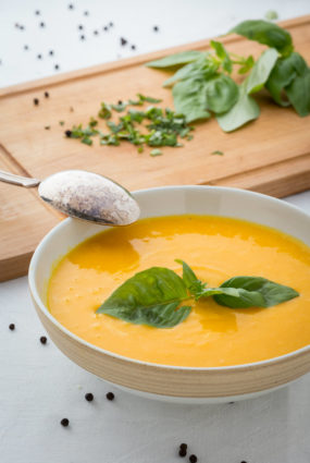 Ķirbja un ābolu biezzupa