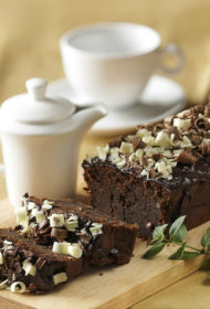 Šokolādes un kartupeļu kēkss