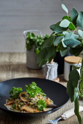 Griķi ar baravikām un velutē mērci