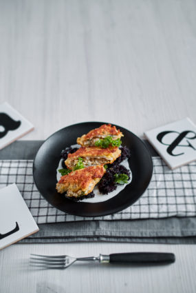 Veģetārā Kijevas kotlete ar rīsiem un kūpinātu tofu