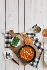 Balto un zaļo pupiņu zupa