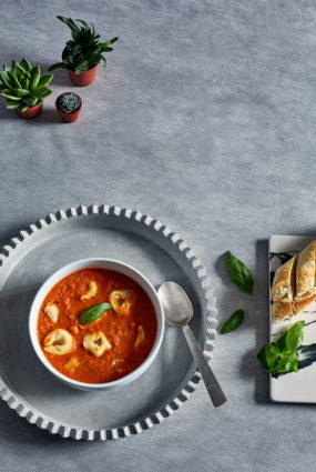 Tomātu tortellini ātrā zupa