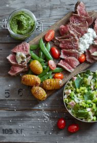 Zirņu un pupiņu salāti ar piparmētrām