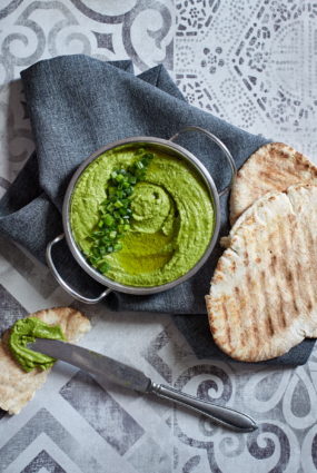 Pikantais zaļais humuss