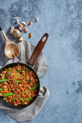 Garneļu stir-fry ar dārzeņiem