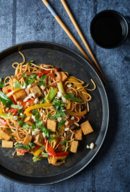 Voks ar tofu un dārzeņiem