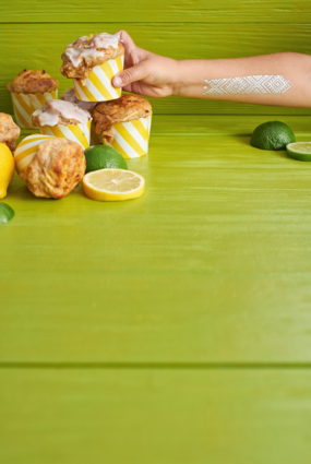 Biezpiena kēksiņi ar citrona glazūru