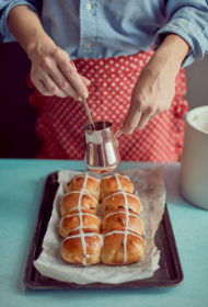 Hot cross bulciņas