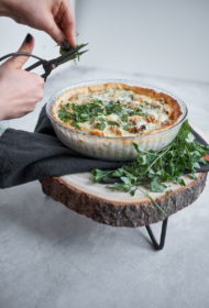 Tarte ar mīdijām un zilo sieru