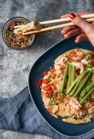 Haemul Pajeon jeb korejiešu pankūkas ar jūras veltēm