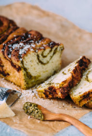 PĪTĀ PESTO MAIZE