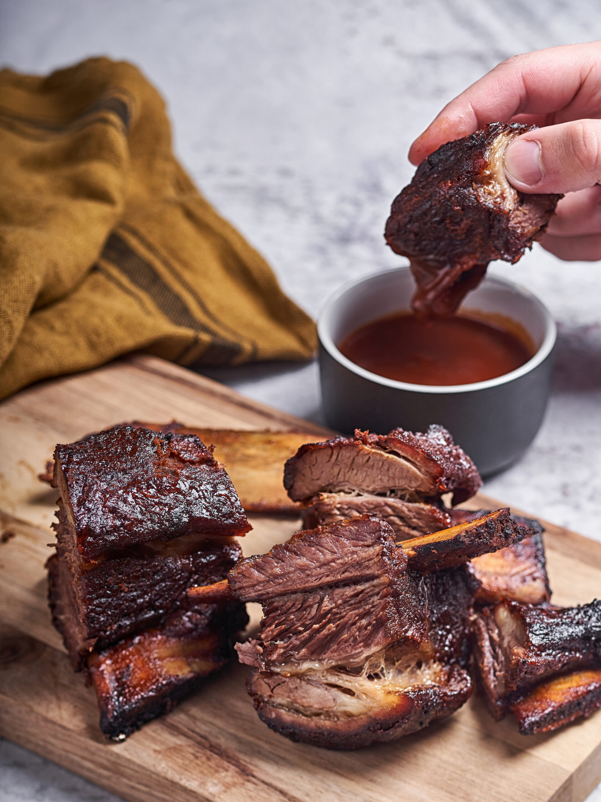 LIELLOPU BBQ RIBIŅAS