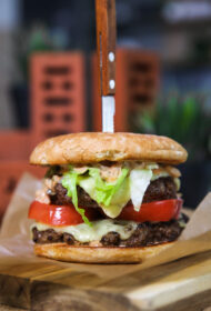 DUBULTAIS SMASH BURGERS