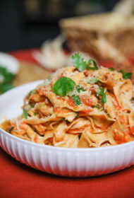 SVAIGA TAGLIATELLE PASTA AR ARRABBIATA MĒRCI