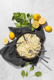 Citrusīgā pasta ar rikotu un spinātiem