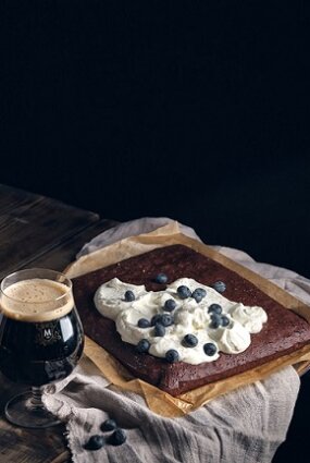 Portera un šokolādes dubļu kūka