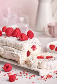 Magoņu bezē rulete ar avenēm