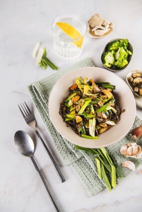 Brokoļu un austersēņu voks ar mīdijām