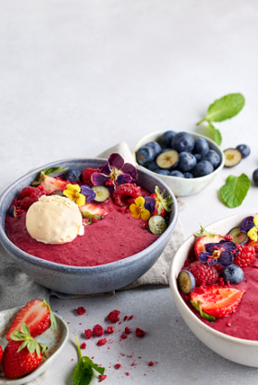 Meža ogu zupa ar saldējumu