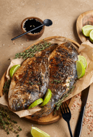 Grilēta dorada Jamaikas Jerk stila marinādē