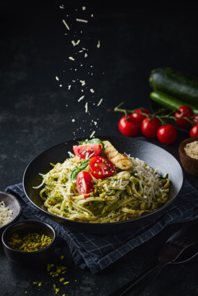 Kabaču nūdeles ar ceptu haloumi