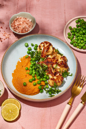 Ziedkāposta steiki saldo kartupeļu biezenī