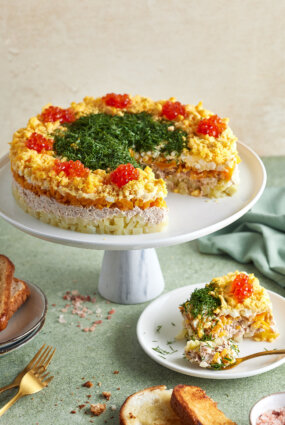 Mimozas salātu kūka