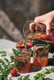 Zemeņu un piparmētru limonāde