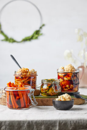 Sojas mērcē marinēti dārzeņi