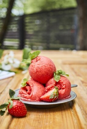 Zemeņu un piparmētru sorbets