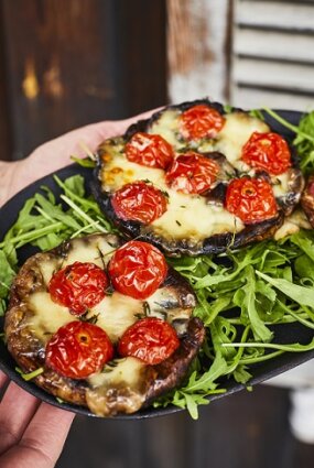 Grilētas portobello sēnes ar mocarellu